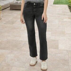 Well Worn Women's 2/26  High Rise Classic Straight Black Jeans L1216